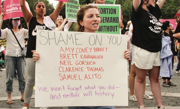 Protest against the U.S. Supreme Court&rsquo;s decision to overturn Roe v. Wade in New York, NY on June 24, 2022.